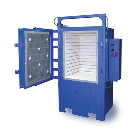 Industrial cabinet heat treating furnace